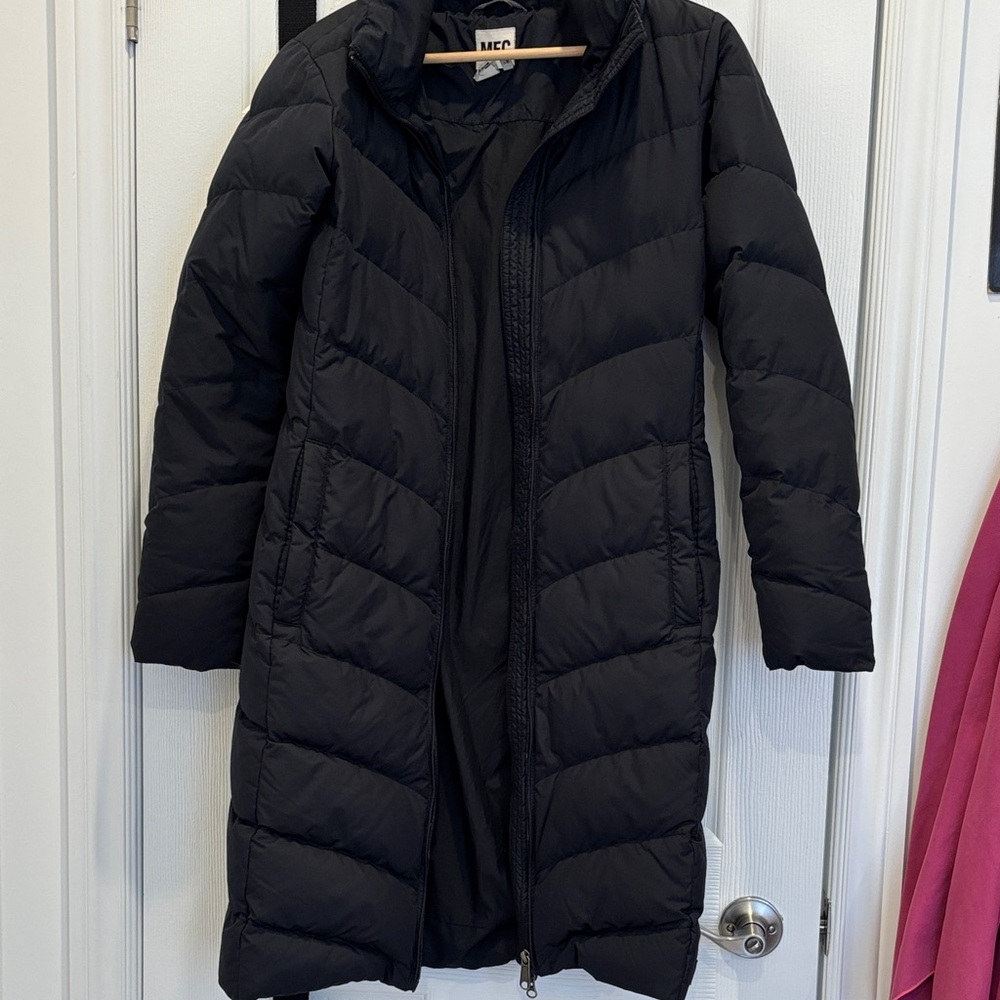 MEC Women's Long Black Puffer Jacket